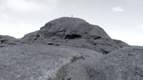Astronauții de la ESA și NASA se antrenează pe un vulcan din Insulele Canare, pentru a face față viitoarelor misiuni