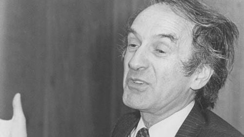 Un legionar a fost făcut cetățean de onoare de primărie în Sighetul Marmației, orașul natal al lui Elie Wiesel, a cărui familie a fost ucisă de naziști/ Primăria: ”Un model de demnitate și moralitate creștină”