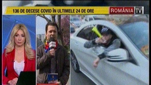 Pagina de Media semnalează derapajele RomâniaTV: Burtiere cu mesaje dramatice peste imagini de arhivă care sunt prezentate ca fiind „în direct”