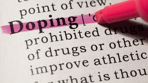 Dopajul umbreşte discuţiile despre tenis la Australian Open: Sinner şi Swiatek sunt sub lupă