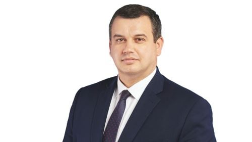 ADVERTORIAL Eugen Tomac, președintele PMP: Avem obligația să dăm țării o majoritate și un guvern capabil să fructifice oportunitățile pe care ni le oferă viața în această perioadă de criză. Suntem condamnați să facem ceva!
