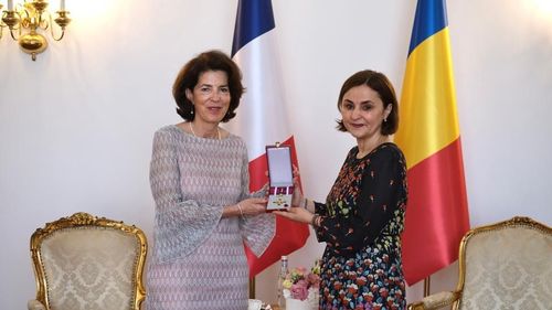 Ambasadoarea Franţei la Bucureşti, Laurence Auer, distinsă cu Ordinul ''Steaua României'' în grad de Comandor la final de mandat