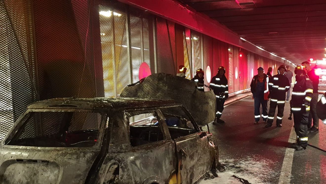 Daniel Băluță, după ce o mașină a luat foc în pasaj: Dacă nu puneam Pasajul Unirii în siguranță, un incident similar celui de ieri ar fi putut genera o situație diferită. Specialiștii au anticipat corect necesitatea și utilitatea dotărilor