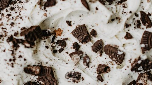 Unilever renunţă la afacerile cu îngheţată şi desfiinţează 7.500 de posturi la nivel mondial / Compania are o fabrică de îngheţată la Suceava, unde lucrează aproximativ 200 de oameni