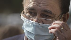 BREAKING Prefectul Capitalei: Mâine vom lua o decizie cu privire la școli, dar astăzi nu. Rata de 3,02 înseamnă foarte puțin depășit ca să panicăm lumea