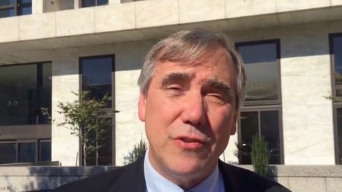 Senatorul american Jeff Merkley: Protestatarii mi-au furat laptopul de pe masă