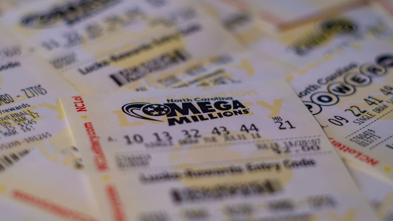 Jackpotul de la loteria americană Mega Millions a crescut la 1,25 miliarde de dolari