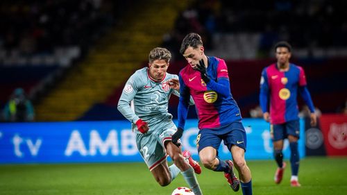 Răsturnări de scor, ploaie de goluri și tensiune maximă în primul tur al semifinalelor Cupei Regelui: Barcelona vs. Atletico Madrid 4-4