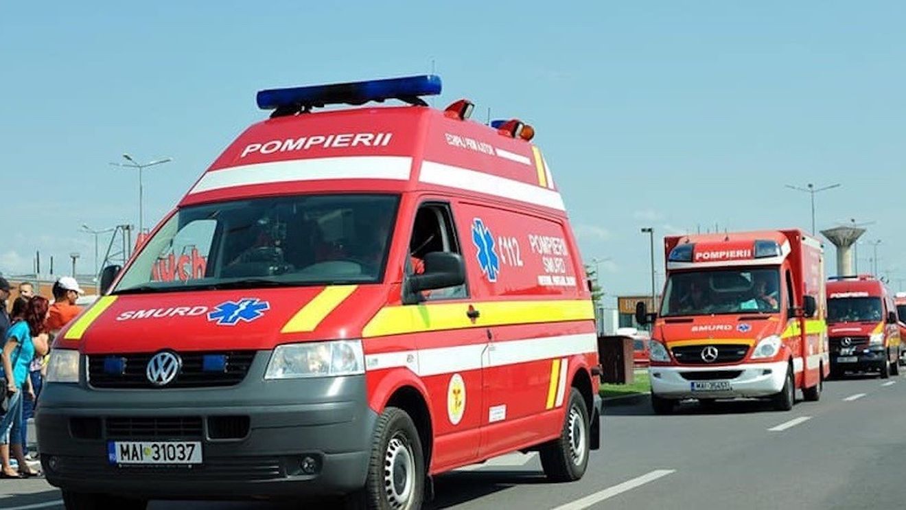 Accident cu cinci răniţi pe DN 7, la Călimăneşti în județul Vâlcea