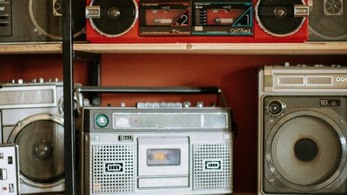 ANCOM a amendat cu aproape 1,6 milioane de lei comercianţi ce vindeau echipamente radio şi aparate fără marcajul CE, produse în țări asiatice