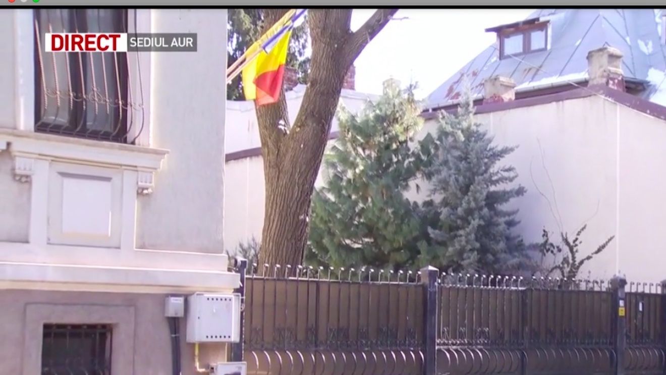 Șoșoacă, părăsită de fani. Nu s-a prezentat nimeni la mitingul anunțat sâmbătă pentru susținerea senatoarei, după ce aceasta a fost îndepărtată din formațiunea AUR