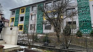 Școală cu piscină, lift și încălzire în pardoseală, aproape de finalizare în Sinaia. Primar: ”Vom avea cea mai grozavă școală din România, lăsând toată modestia la o parte”
