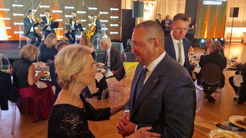 Ciucă publică imagini de la  GLOBSEC Forum: M-am simţit excelent, ca de fiecare dată, în compania Ursulei von der Leyen, preşedinta Comisiei Europene şi a lui Petr Pavel, preşedintele Cehiei