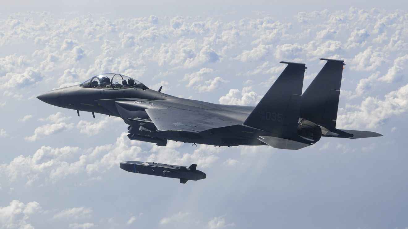 Slovenia nu se angajează să atingă 5% din PIB pentru apărare, procent cerut de NATO, şi va aloca 3% până în 2030 / Anul trecut, Slovenia a cheltuit 1,37% din PIB pentru apărare