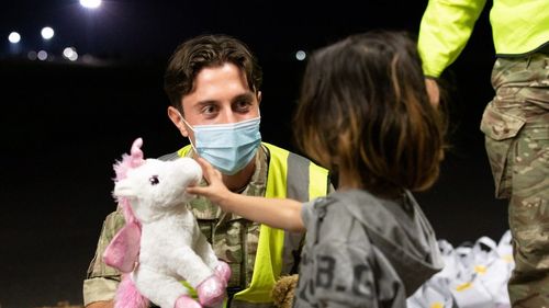 Evacuarea de civili din Afganistan în Marea Britanie se va încheia sâmbătă. Aproape 15 mii de persoane au fost evacuate în două săptămâni