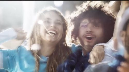 Nicușor Dan: Îi așteptăm pe toți iubitorii de fotbal în Piața Constituției pentru a viziona meciurile de la Campionatul Mondial de Fotbal, în cadrul Târgului de Crăciun