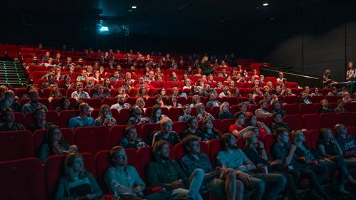Cinefilii vor mai multe comedii, thrillere și filme de acțiune, potrivit unui studiu global
