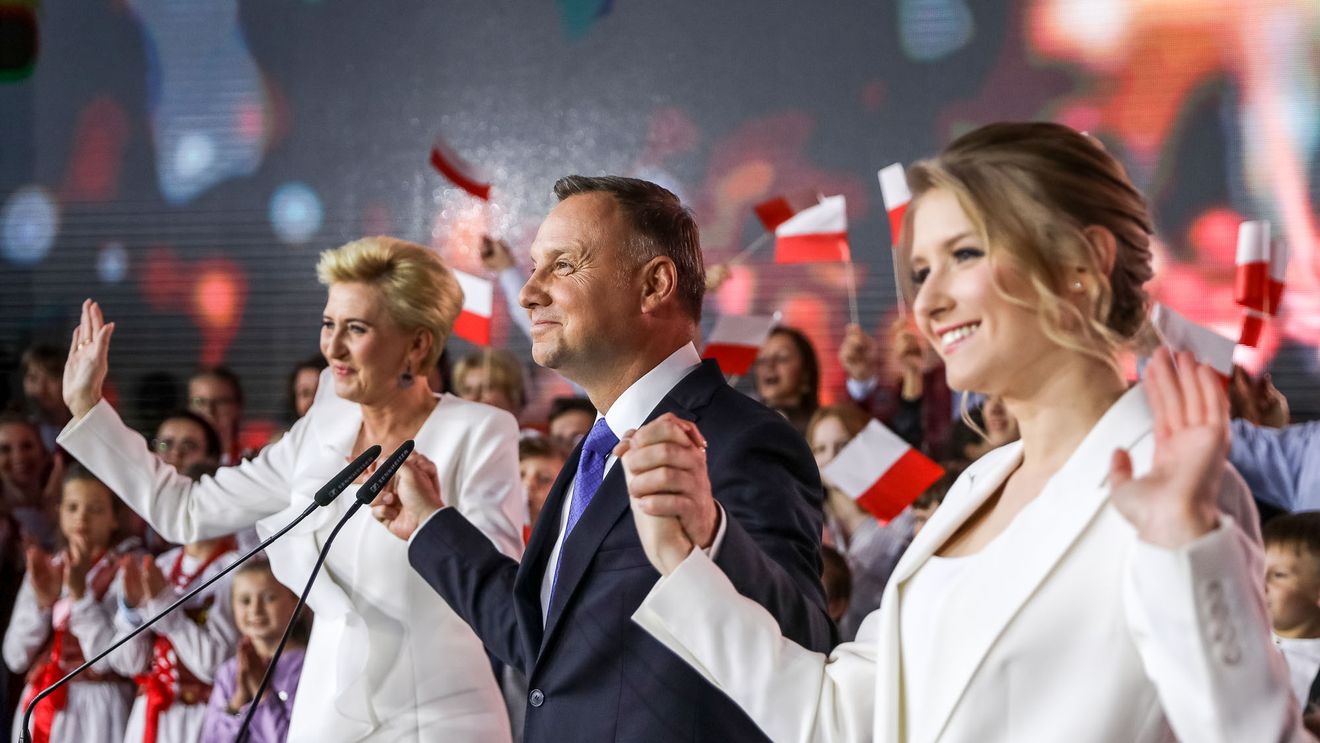 Ivanka Trump în variantă poloneză: Preşedintele Duda îşi face fiica de 25 de ani consilier fără plată