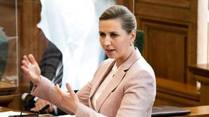 Danemarca anunță că va retrage ajutorul social acordat imigranților care nu lucrează / Premierul Frederiksen: Oamenii au datoria să aducă o contribuție și să fie utili