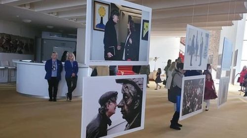 Nicușor Dan: Primăria Capitalei a alocat un milion de lei pentru ea de-a 32-a ediţie a Festivalului Naţional de Teatru / Se vor pune în scenă 32 de spectacole de teatru şi 7 instalaţii performative, creaţii online şi VR din România