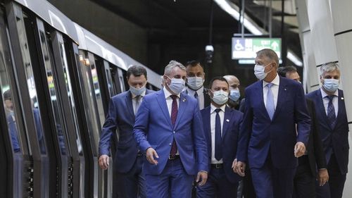 VIDEO Metroul din Drumul Taberei a fost inaugurat după 9 ani de lucrări. Iohannis: Cea mai mare realizare a Metrorex după Revoluție, magistrala risca să devină o legendă a amânărilor