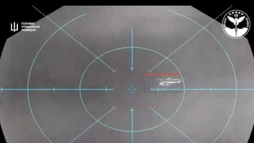 O dronă navală ucraineană a distrus pentru prima dată un elicopter rusesc, potrivit Kievului