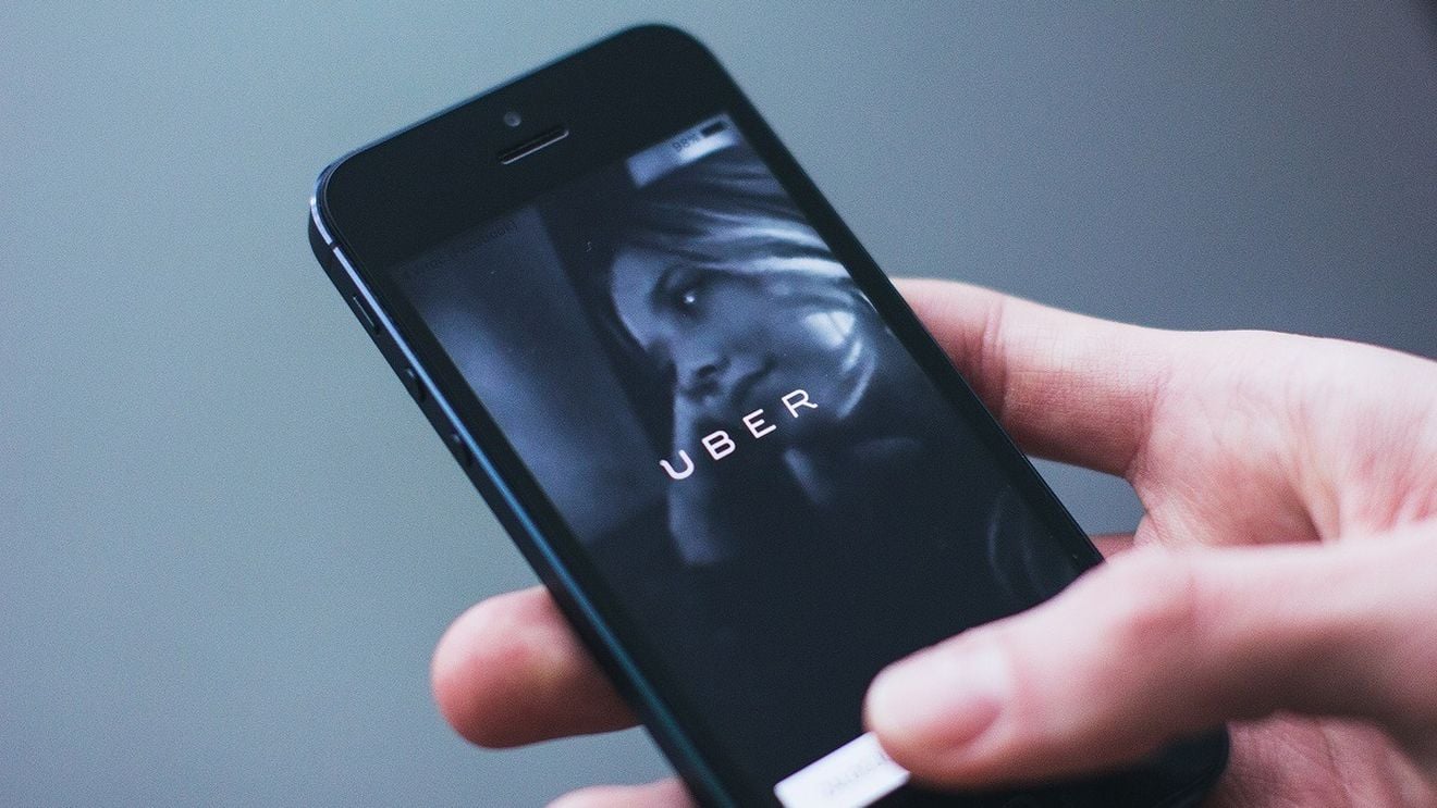 Prețurile la serviciile de ride-sharing din Capitală au explodat, după ce sindicaliștii au blocat metroul