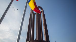 Expoziţie cu tehnică de intervenţie, exerciţii demonstrative şi ateliere dedicate copiilor, la împlinirea a 180 de ani de la înfiinţarea primei formaţiuni de pompieri militari din Bucureşti