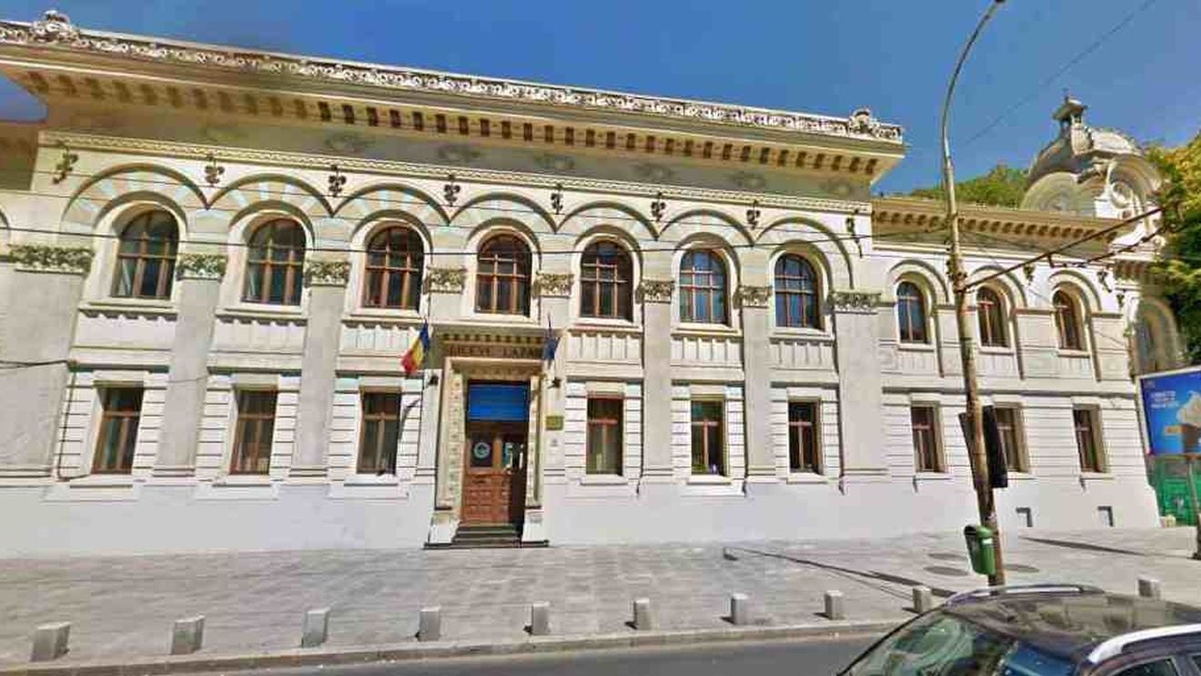 O elevă a Colegiului Naţional Gheorghe Lazăr din Bucureşti a murit de meningită. Liceul a fost evacuat şi va fi închis vineri