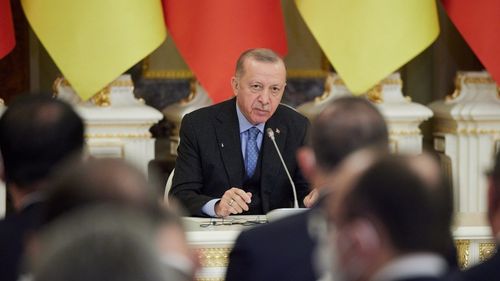 Preşedintele turc Erdogan a apărut în public după mai mult de trei zile de boală