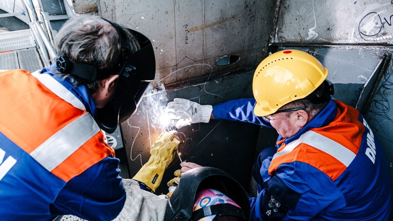 Șantierul naval Damen Galați construiește patru feriboturi electrice pentru BC Ferries