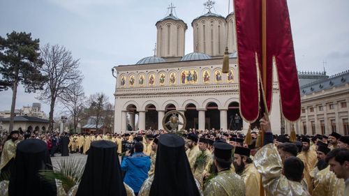 Patriarhia: Preoții nu au fost niciodată exceptați de la plata contribuțiilor de sănătate și nu au beneficiat de servicii medicale gratuite fără contribuție / Monahii care nu realizează venituri beneficiază de asistență medicală gratuită asemenea altor cetățeni fără venituri