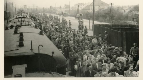 Acum 85 de ani începea să funcționeze lagărul nazist de concentrare, ulterior de exterminare, de la Auschwitz