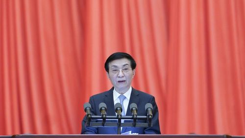 ANALIZĂ Cine este eminența cenușie a președintelui chinez Xi Jinping, intelectualul misterios care decide destinele a 1,4 miliarde de oameni