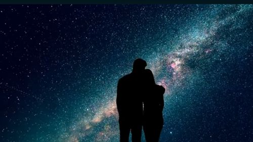 VIDEO Muzică în grai bănățean realizată cu ajutorul unui soft de inteligență artificială. O formație virtuală cântă piesele pe versurile poetului Marius Munteanu