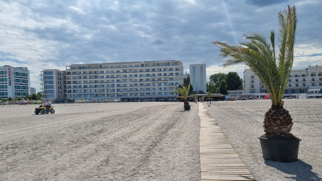 A început pregătirea plajelor de pe litoral pentru sezonul estival