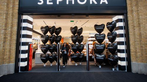 Italia deschide o investigație împotriva Sephora și LVMH pentru promovarea cosmeticelor către minori