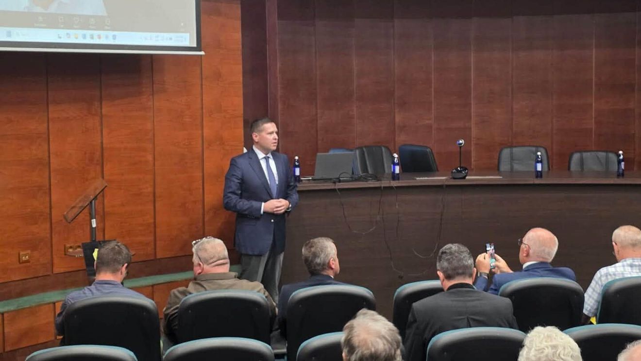 Președinte al Consiliului Județean Dâmbovița, Corneliu Ștefan (PSD) îi îndeamnă pe parlamentarii din județ să  nu voteze legea salarizării