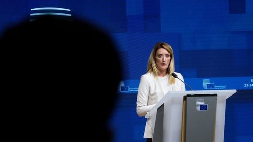 Europarlamentarii AUR spun că au votat împotriva realegerii Robertei Metsola în funcţia de preşedinte al Parlamentului European