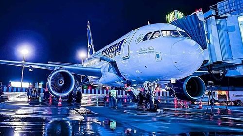 Aeroportul Iaşi va inaugura noul terminal vinerea viitoare/ Prima cursă: Iași - București cu o aeronavă Tarom