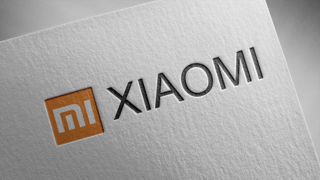 Xiaomi a lansat un telefon vârf de gamă care costă 1.600 de dolari/ Rival pentru Samsung