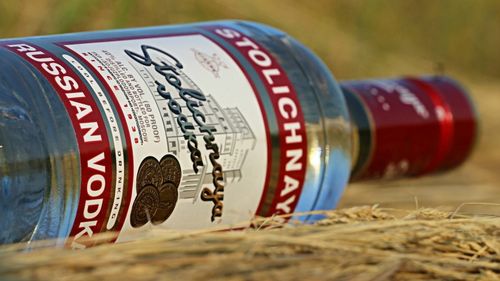 Dronele ucrainene ţintesc fabricile ruseşti de alcool