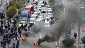 VIDEO Jurnaliști independenți și activiști, arestați în Iran pe fondul protestelor care se răspândesc rapid în toată țara
