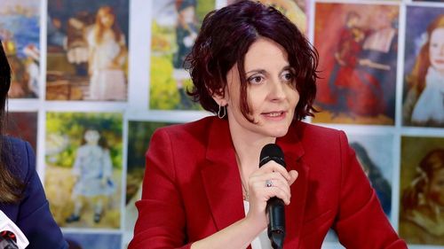 VIDEO Acuzații grave ale șefei Autorității pentru persoanele cu dizabilități la adresa direcțiilor de sănătate publică: Au întârziat testarea în centre, uneori au refuzat sau au cerut decontarea testelor / Rezidenții pozitivi sunt discriminați, pentru că nu sunt internați în spitale