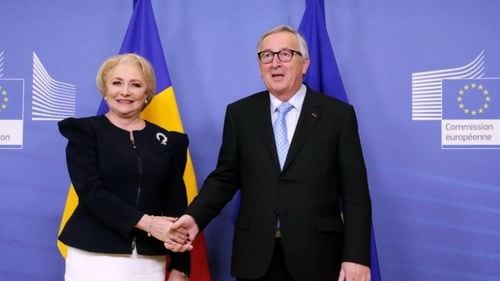 Zâmbete forţate şi şansa românilor în Europa lui 2019