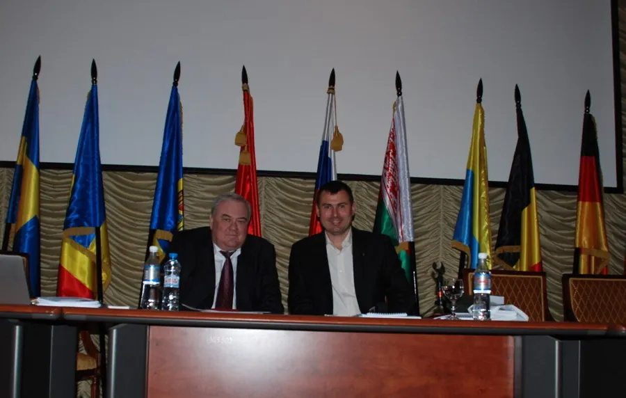 Aleksandr Kondyakov si Vasile Costiuc 1