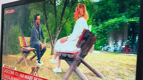 Politicienii și animalele lor de companie / Lasconi l-a întâmpinat pe Gâdea cu Hermesina: „Normal că o iau la Cotroceni”