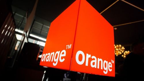 Atac cibernetic major asupra Orange România / Aproximativ 380.000 de adrese de e-mail au fost furate și divulgate pe un forum / Hackerul ar fi încercat extorcarea companiei