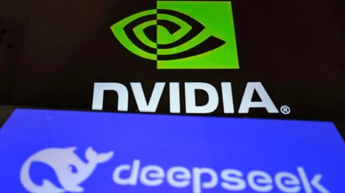 "Cea mai mare scădere din istorie": Nvidia pierde 600 de miliarde de dolari din capitalizarea sa de piață pe fondul creșterii DeepSeek