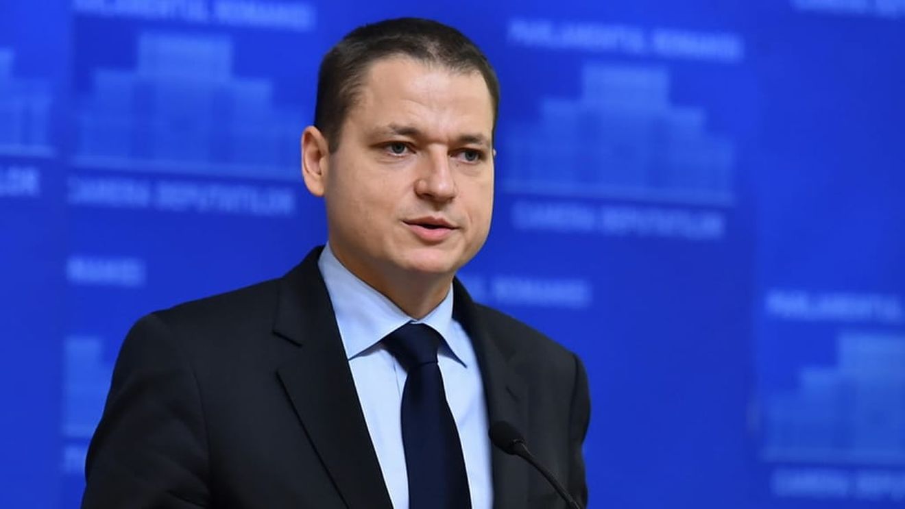 Fostul ministru PSD al Turismului Mircea Titus Dobre, detașat la Autoritatea Vamală Română / Va fi secretar general interimar în următoarele șase luni / AVR condusă de Ioana Bădescu ar urma să fie supusă unei ample reorganizări